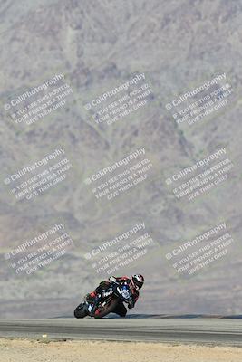 media/Dec-07-2025-CVMA (Sun) [[3e7d2de5dc]]/Race 7-Formula Lightweight Twins Shootout/